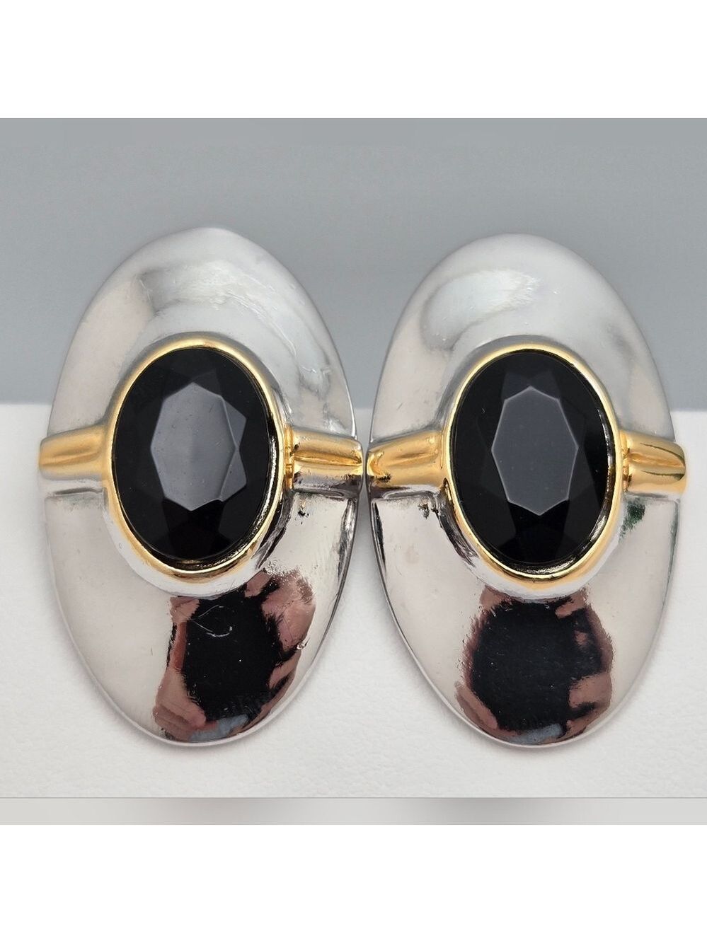 ✨2/$10✨ Silver and Gold Tone Metal Earrings Black Oval Stone Vintage Style